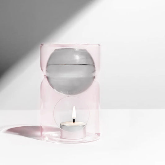 These silent oil burners create a warm and ambient atmosphere. All burners come with complimentary tealight candle