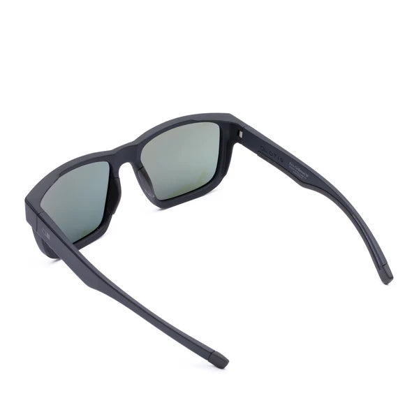 Matte Black / Grey Polar
Request answers the call of fashion meets function in a high-coverage frame with subtle blinders to increase glare protection and Italian-made ecogrilamid for ultra-lightweight durability. Elite capabilities and comfort to wear all day everyday.