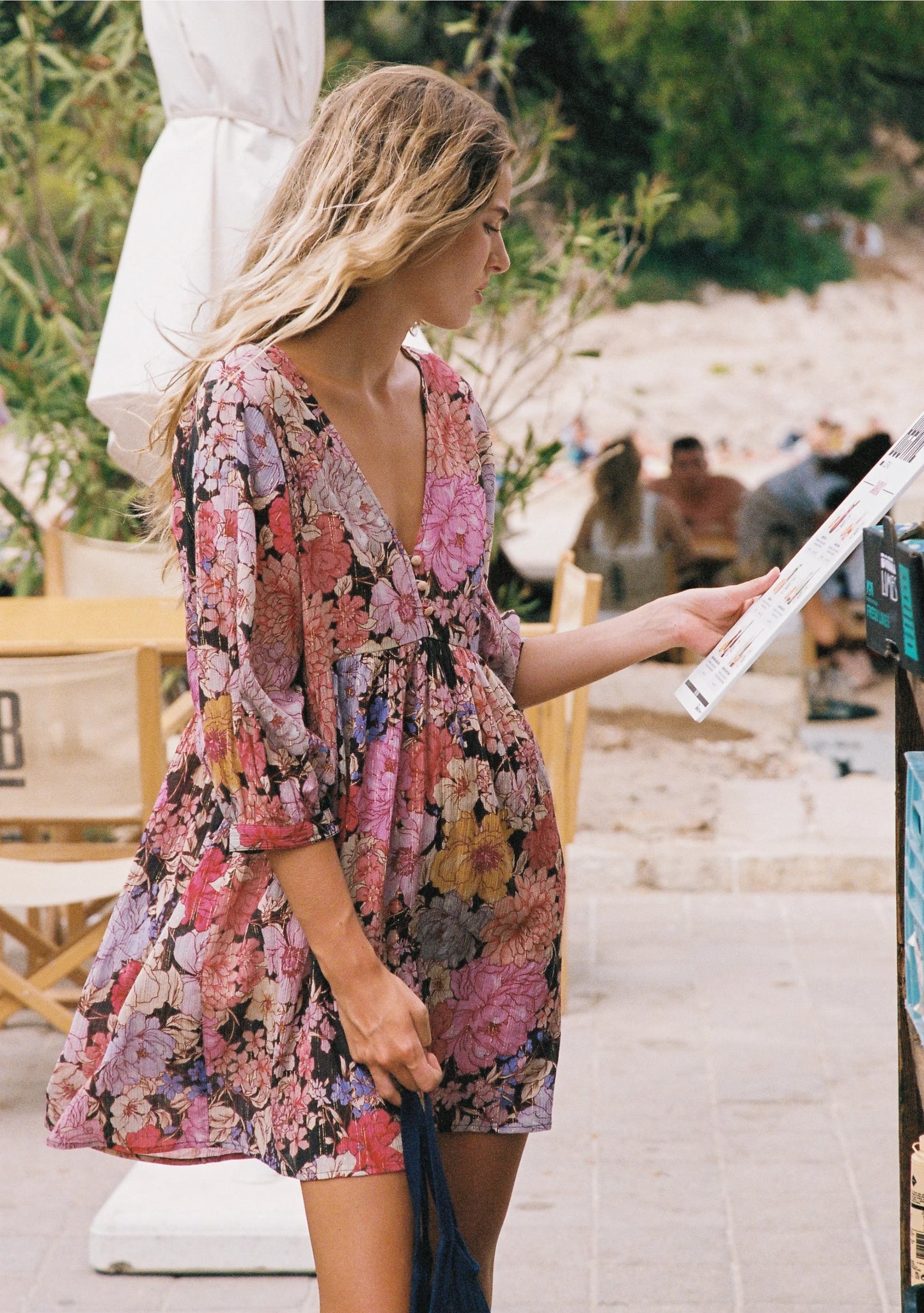The Valley Mini Dress in black Ode Floral is a quintessential Auguste design, crafted from our trademark cotton with gold lurex thread woven throughout. Featuring a flattering V-neckline, button-front bodice, and voluminous three-quarter sleeves with a softly gathered waist, this shimmering summer staple is effortlessly feminine for every occasion.
Our campaign model Daisy is 173cm / 5'8" and wears a Size S.
Our studio model Kasia is 182cm / 5'11.5” and wears a Size S.