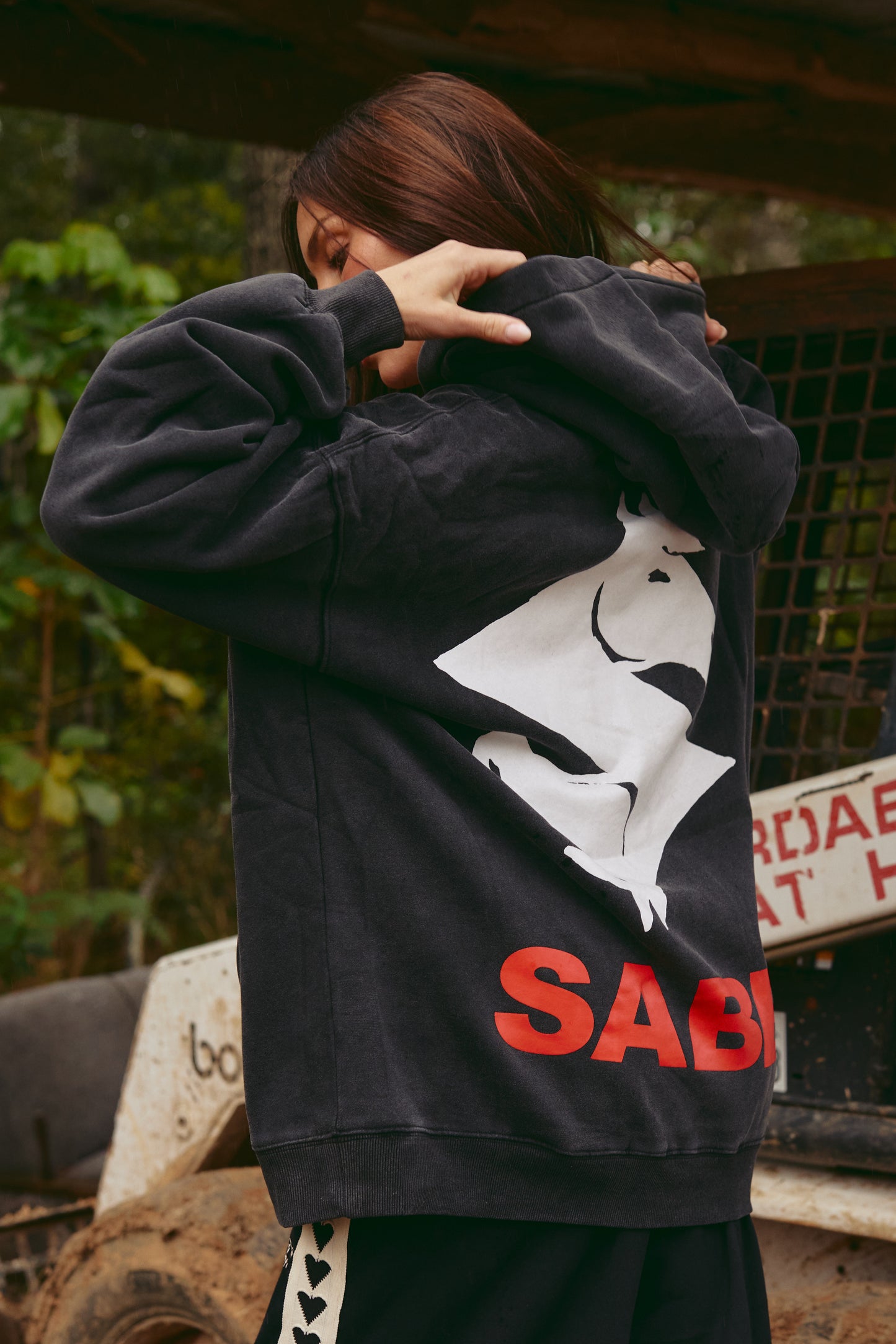 DON'T QUIT YOUR DAY DREAM HOODIE – BLACK
Rev up your streetwear game with the Don’t Quit Your Day Dream Hoodie in black – where off-duty comfort meets high-octane style. Inspired by bold motorsport energy, this oversized hoodie features striking retro racing graphics, the iconic Sabbi double-horse logo, and powerful statement patches that command attention from every angle.