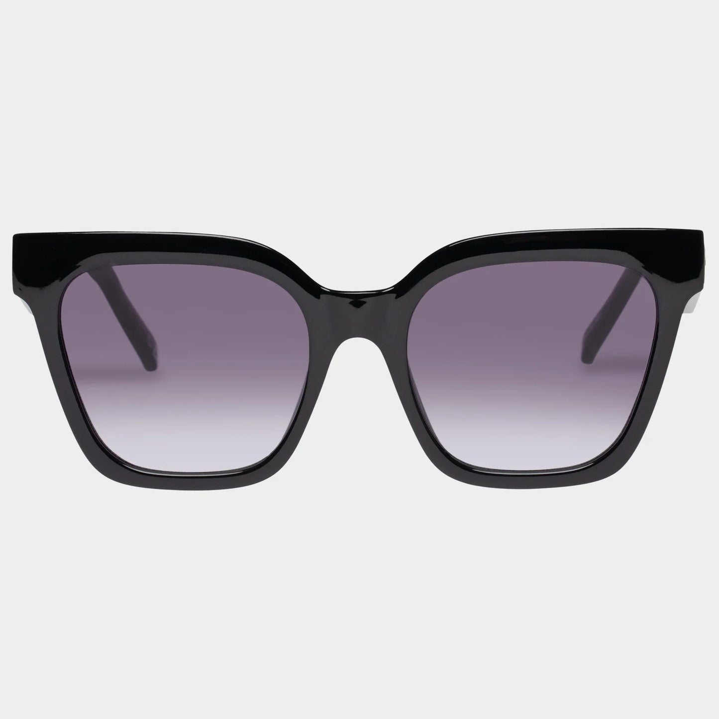 DIRTY MAGIC is a bold unisex style with a sharp rectangular silhouette that exudes effortless confidence. Its oversized D-frame design delivers a distinctive edge while complementing a wide range of face shapes, making it the perfect blend of versatility and attitude.
• Finished in a matte black and tort frame with brown mono lenses.
• Made using BPA free polymer plastic which is lightweight, durable and impact resistant.
• Fitted with shatterproof and scratch resistant polycarbonate lenses.