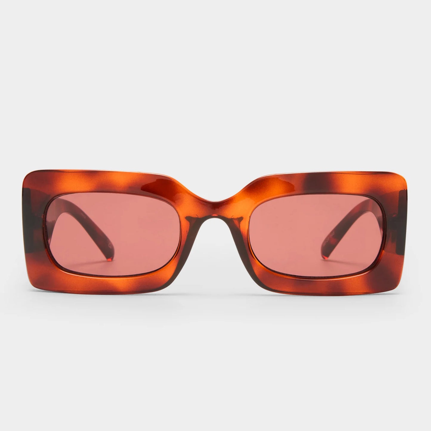 A wardrobe must-have this season, OH DAMN! is a versatile modern update to a '90s-inspired silhouette. Featuring a wider fit suitable for all face shapes and sizes, these thick-framed sunglasses are designed using with the Le Specs vintage-inspired metal disc hardware on both temples.