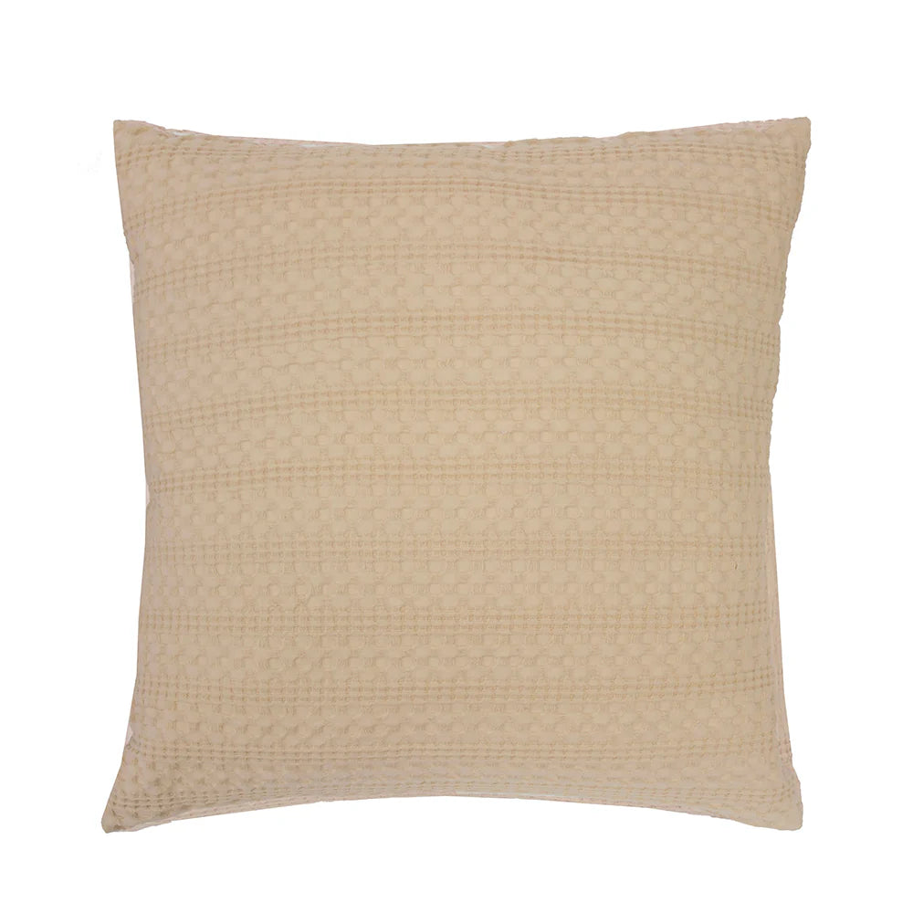 The Cybil range of cushions and throws by Bambury are made from quality cotton in soft contemporary colours, with a beautiful woven waffle-like texture. If looking for a cushion or throw to add some oomph to your room without too much pattern, these might be the perfect choice with their subtle texture and colour.