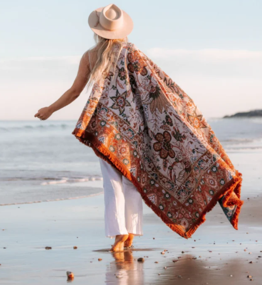 Designed to be used indoors to brighten up your home, or outside on adventures ~ giving you a sense of wanderlust all year long ✨