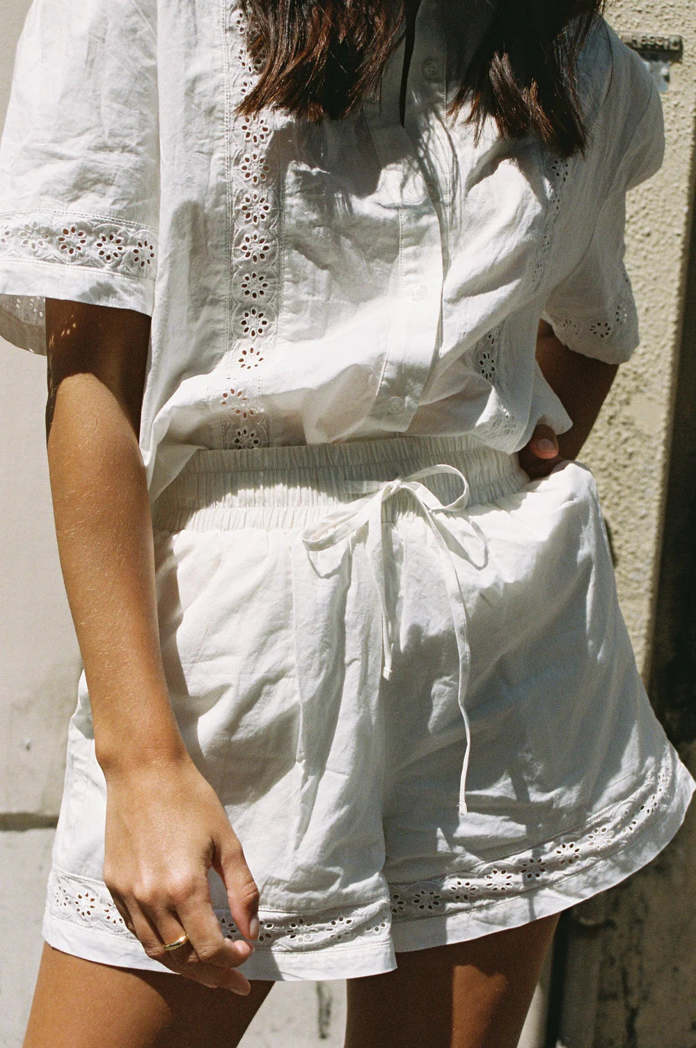 Fallan Short - White