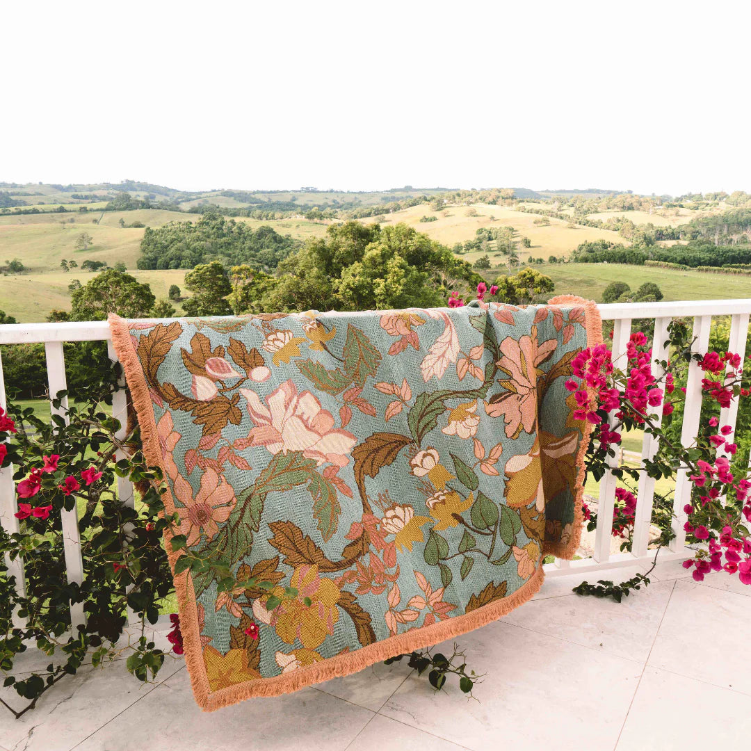 The Flora woven throw is our newest throw that's not only available in 2 colour ways but for the first time ever also available in 2 sizes, regular and large!
After many requests and the sell out success of our larger picnic rug, we’re so excited to introduce a larger size throw to our range that comfortably sits 6 people and drapes perfectly over a queen size bed.