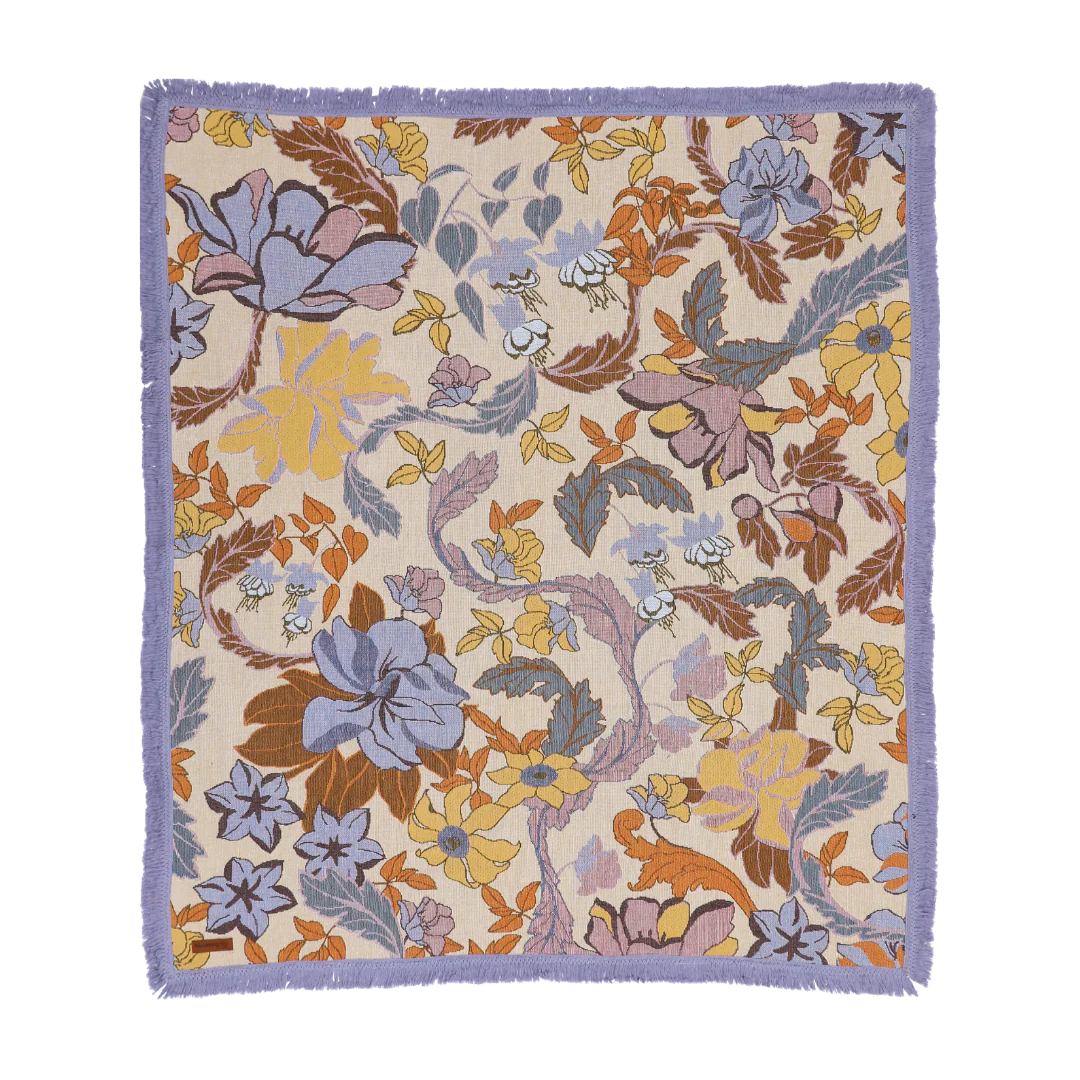 The Flora woven throw is our newest throw that's not only available in 2 colour ways but for the first time ever also available in 2 sizes, regular and large!
After many requests and the sell out success of our larger picnic rug, we’re so excited to introduce a larger size throw to our range that comfortably sits 6 people and drapes perfectly over a queen size bed.