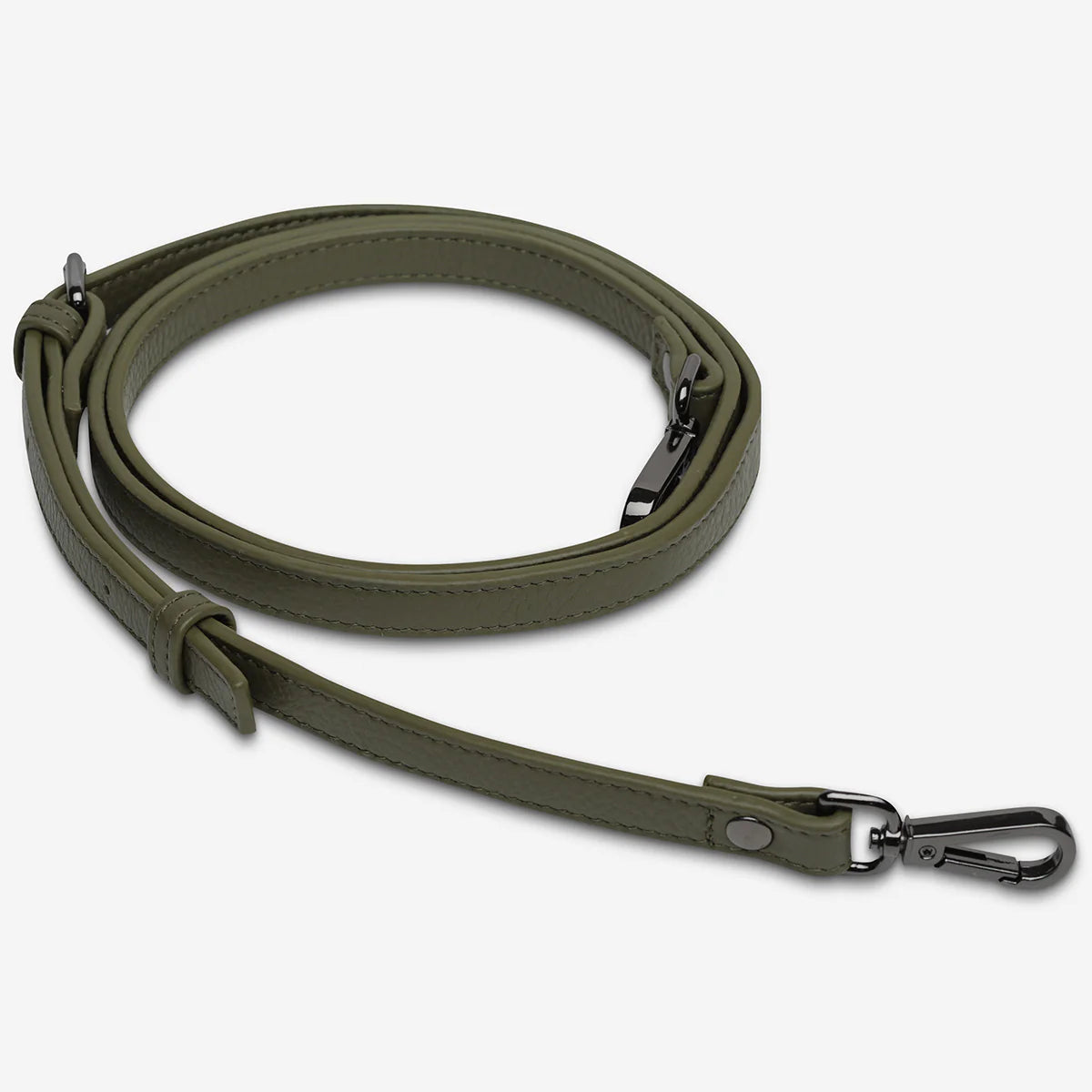 Leather Strap Thin - Khaki .Arguably the most important part of a bag, the strap is responsible for keeping it attached to your body but can also change the whole look of your bag. Now sold separately, you can interchange many of our straps to different bag styles across our range.
Soft shrunken pebble leather