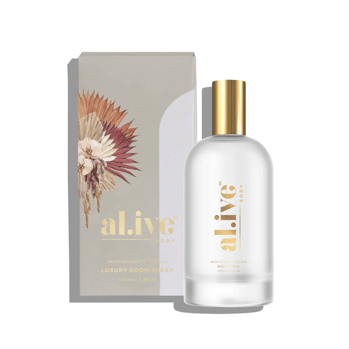 Spray your Sweet Dewberry & Clove Luxury Room Spray into the centre of the room, to scent your home with the heady aroma of tropical fruit and warm spice. The fragrance is impactful but never overpowering and will linger leaving your home smelling fresh for hours. 