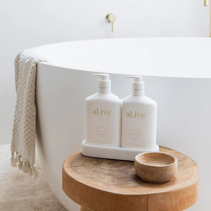 The al.ive body Mango & Lychee Hand & Body Wash/Lotion Duo contains a luxurious blend of naturally derived ingredients, fortified with essential oils and native botanical extracts.