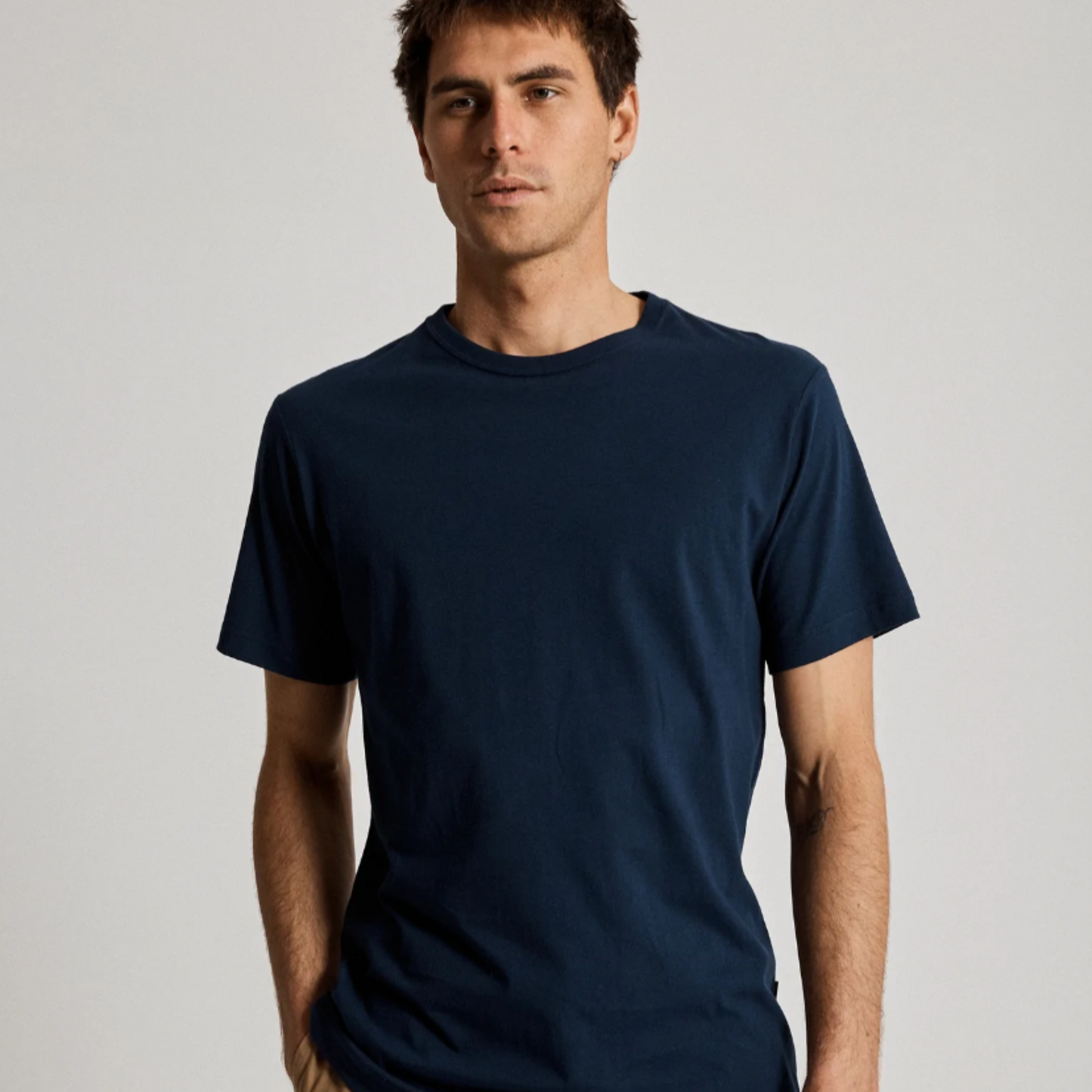 Mr Simple Reginald Tee - Navy