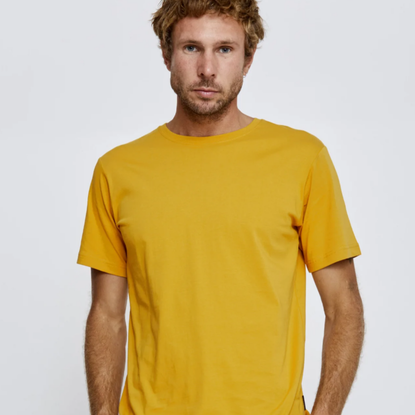 Mr Simple Reginald Tee - Washed Gold