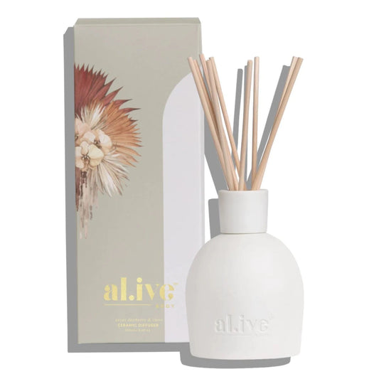 The Sweet Dewberry & Clove Diffuser features matte-white ceramic vessels, that enhance any decor or colour palette whilst scenting your home with the heady aroma of tropical fruit and warm spices.