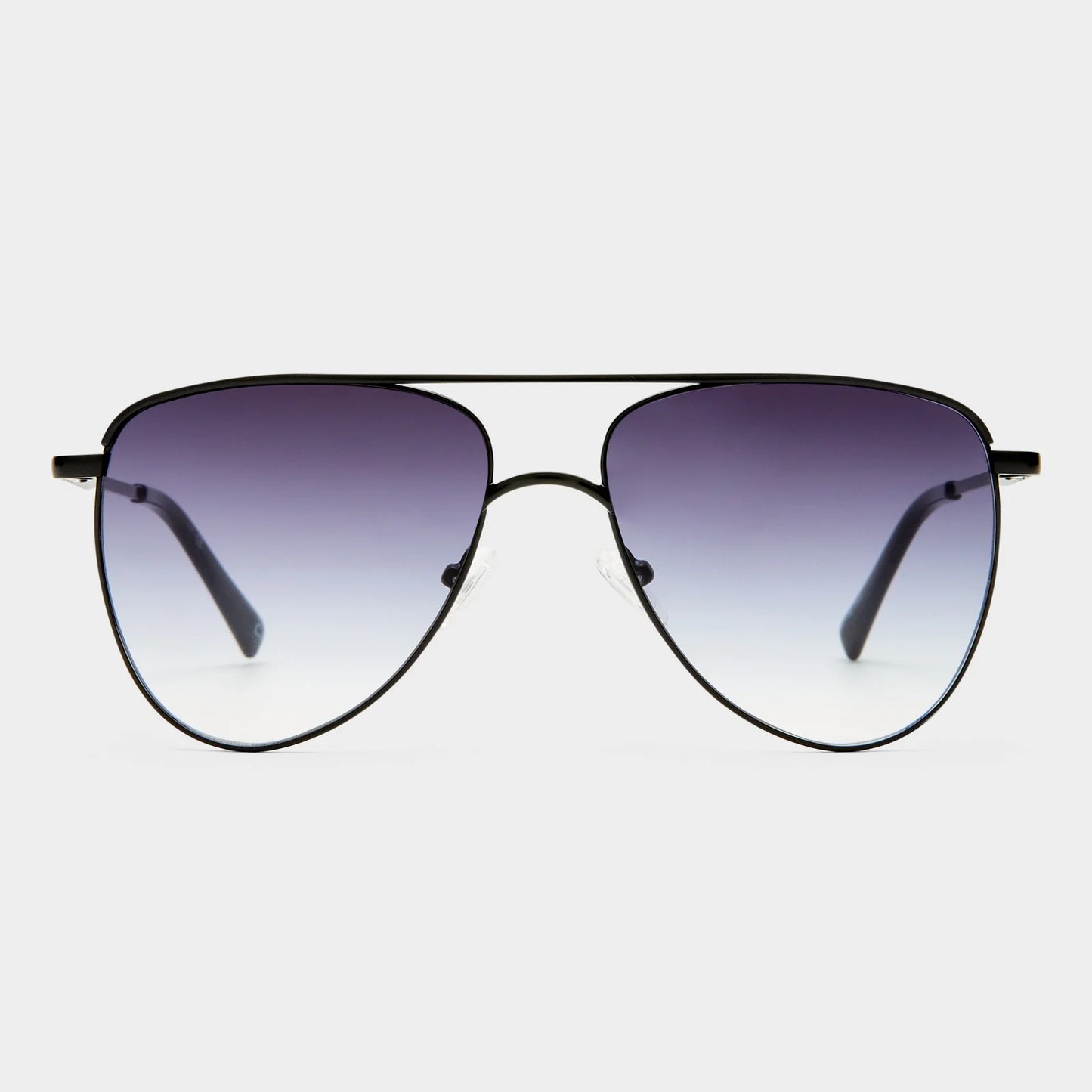 Crafted with contemporary details and timeless proportions, THE DUKE aviator sunglasses are your ideal pair of versatile and standout look. Highlighting an innovative flat lens and designed to flatter all face shapes, this style is finished with sleek and refined metal temples and adjustable nose pads for a personalized and comfortable fit.