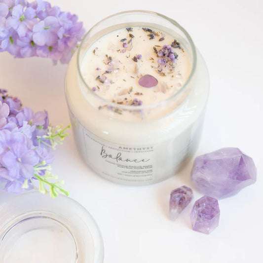 This is the perfect candle for bringing balance and harmony to any living space with its warm, sensual aroma. Topped with&nbsp;Amethyst crystals and wild lavender. &nbsp;

BALANCE |&nbsp;&nbsp;AMETHYST

Relaxation | Protection | Intuition

Jasmine, Coconut, Patchouli, Amber,&nbsp;&nbsp;Tonka Bean, Vanilla, Musk

Natural soy wax and essentials oil blend

100 + hours of&nbsp;burning time