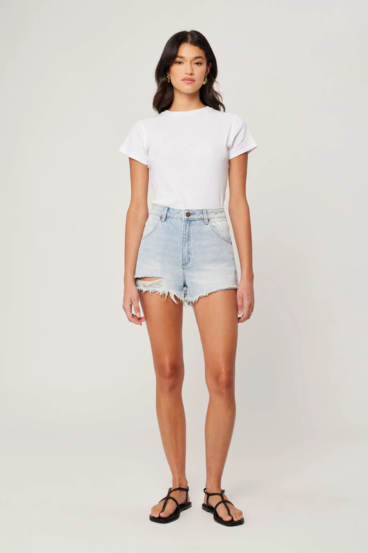 Rolla's x Sofia Richie. Our best-selling Dusters Short is a high rise, cheeky length short. It hugs the waist and is more relaxed through the seat for the perfect high summer look. Offered in softly washed cotton denims for a genuinely vintage look and feel.