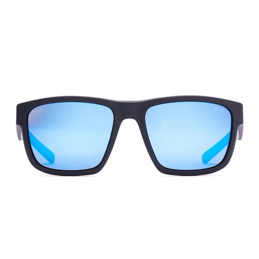 Matte Black / L.I.T Polar Blue



Request answers the call of fashion meets function in a high-coverage frame with subtle blinders to increase glare protection and Italian-made ecogrilamid for ultra-lightweight durability. Elite capabilities and comfort to wear all day everyday.