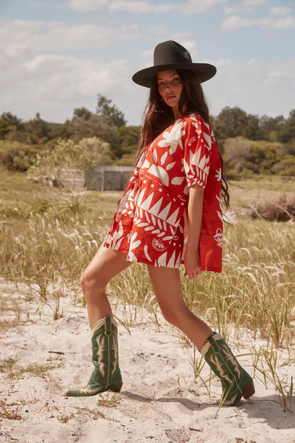 Say hello to the unofficial uniform of Summer and CHRISTMAS!


Crafted from luxurious linen, this shirt features an oversized button up fit, side splits, short sleeves with split and adorned with a beautiful quote on the back.

PLEASE NOTE THAT PRINT PLACEMENT IS DIFFERENT ON EVERY SHIR