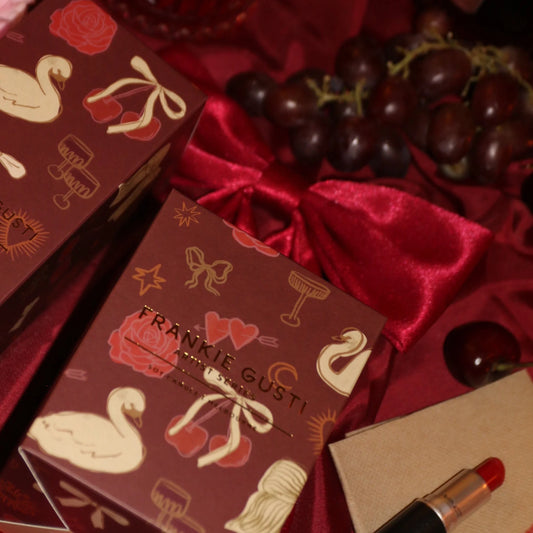 Sultry Black Cherry entwines with Bitter Almond, Velvety Rose + Jasmine Sambac, layered with Sweet Plum, Patchouli and Smoky Tonka Bean

Artwork by Kimmy Hogan

50hrs
100% pure soy wax
Lead free cotton wick
Cruelty free + vegan
Fragrance oil
Hand poured in the Yarra Valley | Melbourne