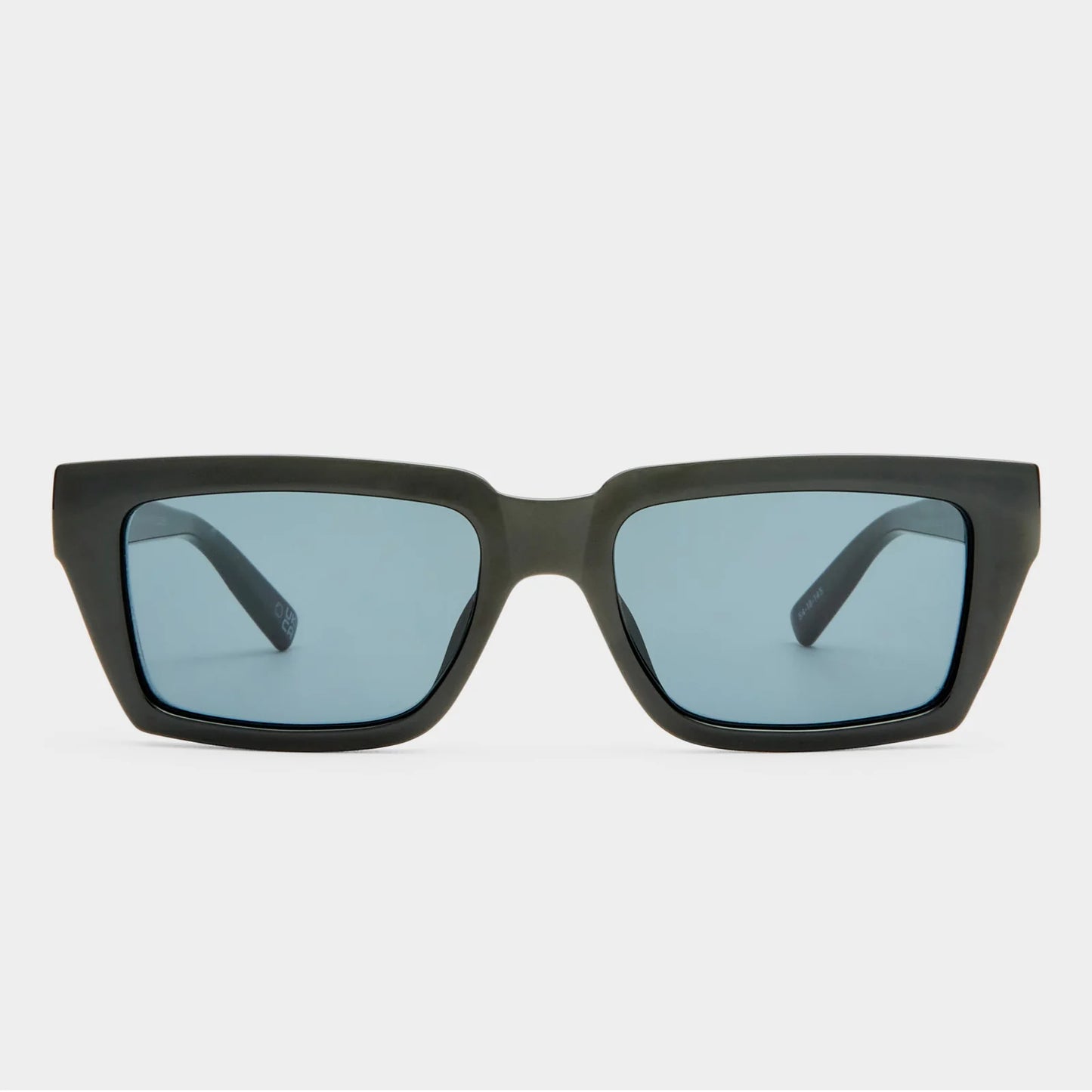 A contemporary update to the classic D-frame, our NOCTURNAL HABIT sunglasses deliver a bold look. With larger proportions and a striking flat frame profile, this pair is accented with horizontal stripe flagstripe hardware and subtle bevel detailing.