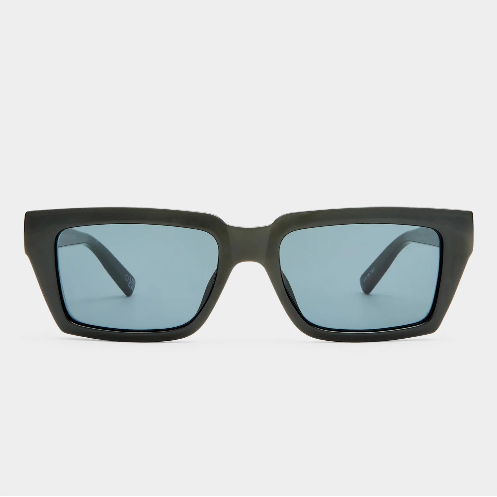 A contemporary update to the classic D-frame, our NOCTURNAL HABIT sunglasses deliver a bold look. With larger proportions and a striking flat frame profile, this pair is accented with horizontal stripe flagstripe hardware and subtle bevel detailing.