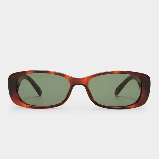 Designed with a '90s supermodel vibe, our iconic UNREAL! rectangular sunglasses are highlighted by a bold frame and thick temples. With a comfortable fit and narrow profile, this piece features luxurious gold vintage hardware on each temple.