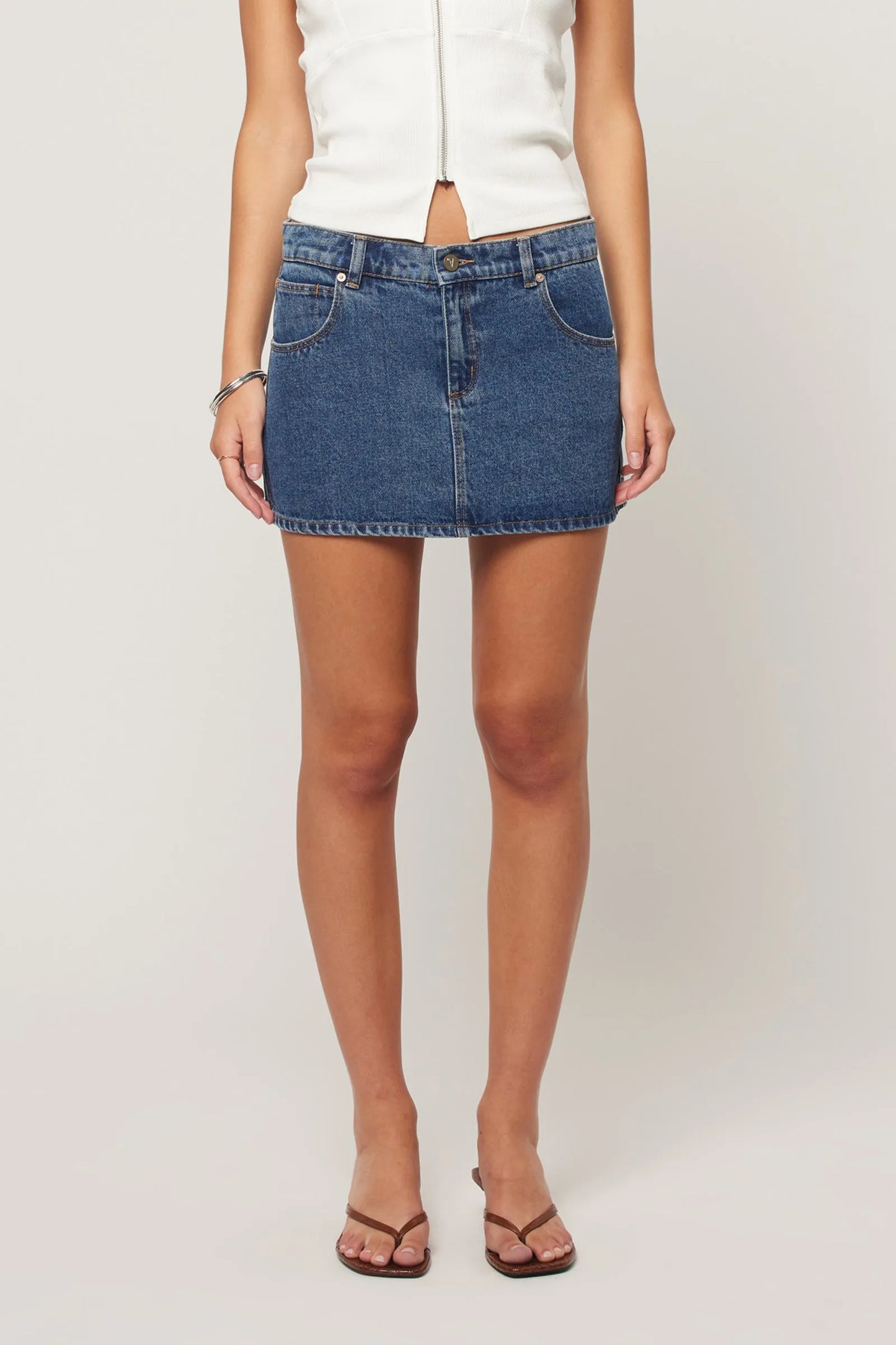 99 Low Skirt - Bella