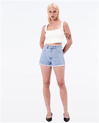 High waisted, Relaxed fit, Wide leg finishing mid-thigh, Made with soft non-stretch rigid denim.