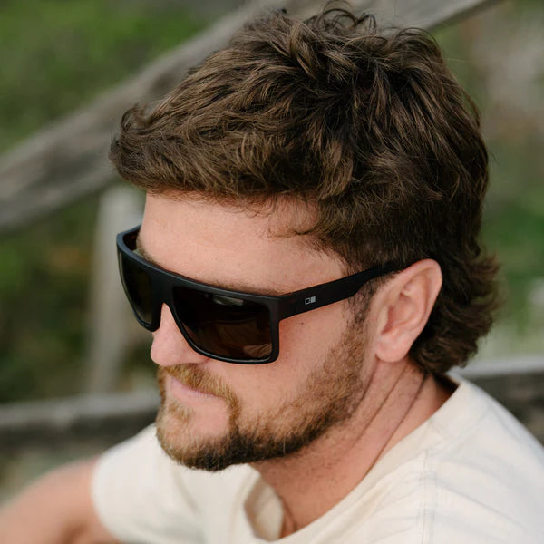 The ever popular Capitol now offered with sport features. Made from Eco-Grilamid and polarised lenses, Capitol Sport is an 8 base design that comfortably fits on your face with rubber nose & temple tip pads. Outdoor active fashion with a dash of progression.