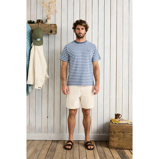 RHYTHM

CHASM SS T-SHIRT

The Chasm SS T-Shirt in Blue is a vintage-inspired staple made from soft cotton and cut in a relaxed block. Designed with tonal colour blocking and finished with standard Rhythm trims, it's a clean and comfortable option for everyday wear.

100% Cotton
Vintage T-Shirt Block with Standard Rhythm Trims
Alex wears a size M and 32. Measurements are as follows:

Height 188 cm
Chest 99 cm
Waist 81 cm