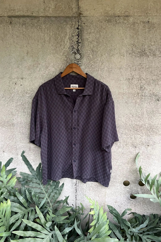 Bringing a fresh take on casual styling, the Leads Relaxed Check SS Shirt in Blue Sea is cut in a relaxed fit with a textured check weave. An essential layer for balmy days and breezy nights.