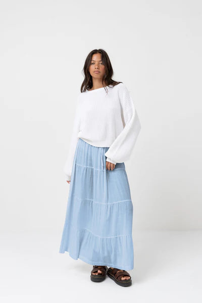 With a sweeping hemline, the Classic Tiered Maxi Skirt is sure to make a statement. Delivering in our latest Classics Collection, the updated design is a timeless head-turning piece that can be worn all year round. Made from a comfortable rayon linen blend.