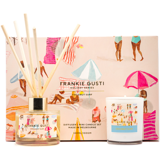 Drift away to a coastal paradise with the Holiday Series Duo in Coconut Surf by Frankie Gusti x Janey Forbes. Infused with creamy coconut, smooth vanilla, and a whisper of sea salt, this sun-soaked fragrance captures the laid-back rhythm of endless summer days.