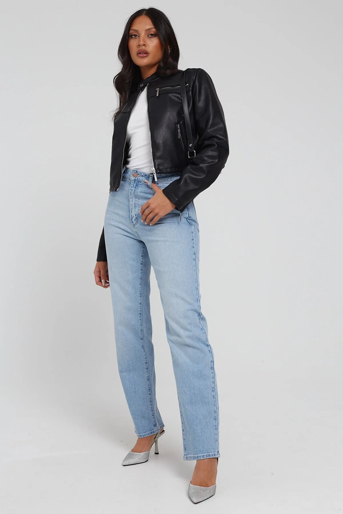 A classic ABRAND Jean. High waisted with straight leg in a light blue.