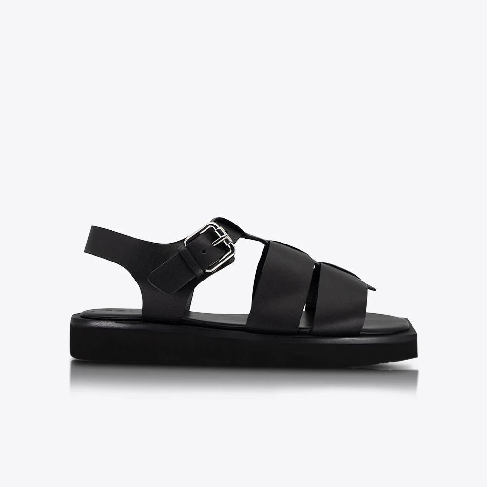 Expertly woven from panels of genuine leather, these sandals nod to traditional fisherman styles. They're set on chunky 3cm rubber sole featuring a padded leather inner sole, making them ideal for running between meetings and gallery openings.