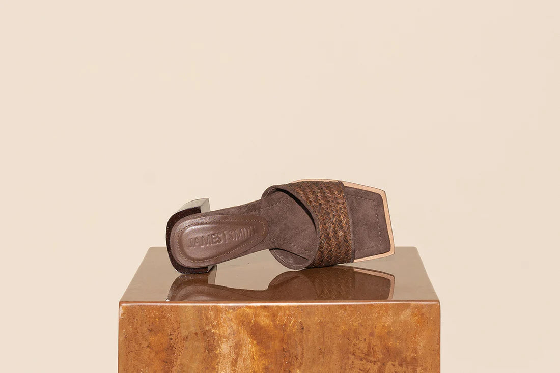 Bellagio Sandal - Chocolate Woven