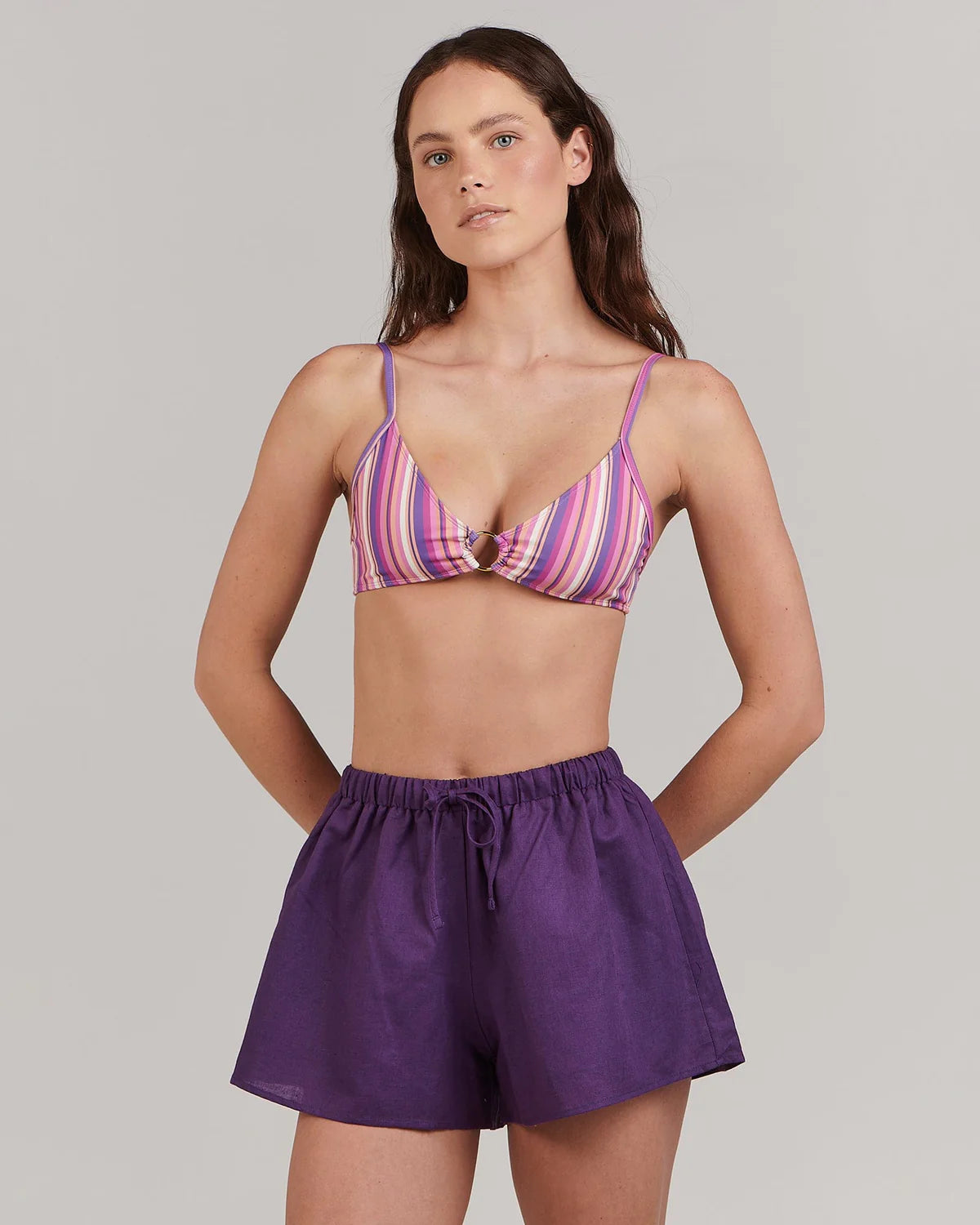 In a relaxed fit and saturated purple hue, this linen-blend short is all comfort and style. Wear with the coordinating Harlow shirt for weekend hangs.