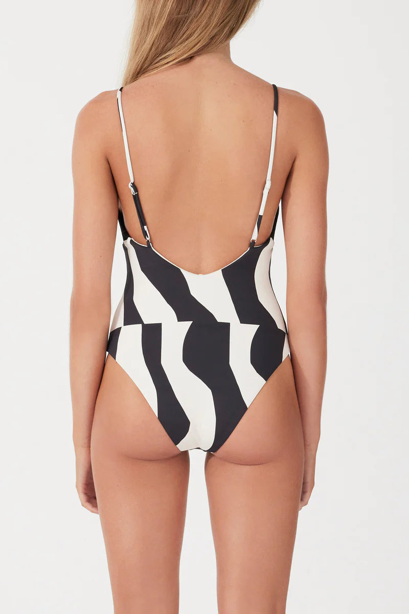 The Splice Contrast One Piece by Zulu & Zephyr is a standout monochrome style with contrasting textures, a soft unpadded bust, adjustable shoulder straps which feed through to the front offering an adjustable fit, a scoop back, and moderate rear coverage.
