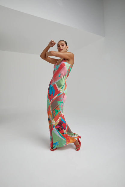 The infamous Siren Dress featuring the Royal Montage print. Constructed from smooth viscose for a laid-back yet flattering silhouette.