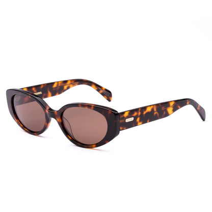 Confident and effortlessly stylish —&nbsp;Aura in Honey Tort&nbsp;is your go-to frame for every day. Its golden-brown tortoiseshell pattern pairs perfectly with casual weekends, brunch dates, or city adventures. Handcrafted from sustainable eco acetate and fitted with premium UV-protective lenses, Aura Honey Tort balances modern elegance with conscious design. Designed in Australia for effortless style and considered confidence.

Lens Colour:&nbsp;Coffee