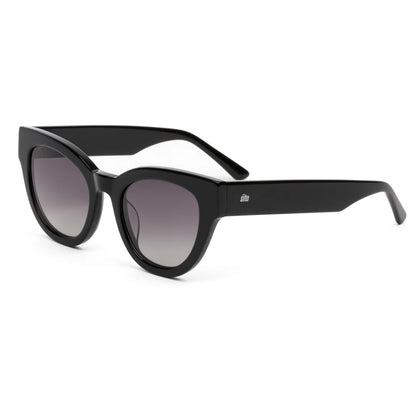 Elevate your look with a touch of Soul Fusion! The dynamic combination of pronounced angles and a rounded base brings a transformative dimension that's sure to catch eyes. Own your style confidently and make a statement wherever you roam.

Designed with females in mind, this oversize frame boasts a medium fit, offering boldness and versatility that suits a range of face shapes.

Designed in Australia.