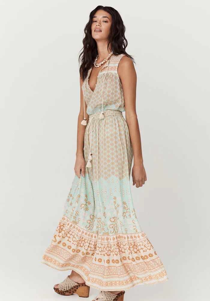 Add some boho to your wardrobe with the Sweet Nothings Maxi Skirt - Peppermint! This playful maxi skirt features an elasticated waist for comfort and is perfectly paired with the sleeveless blouse for a fun and flirty look. Sweeten up your style with this must-have piece