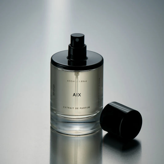 If you like Tom Ford Oud Wood, Versace Oud Noir, Initio Parfums Oud for Greatness then you'll love AIX. Refined and unforgettable, Aix is as smooth as it is commanding. Warm saffron and spice, mingles with the deep richness of oud and amber and a touch of aromatic Aix-en-Provence lavender, for a scent that's both classic and exotic.
