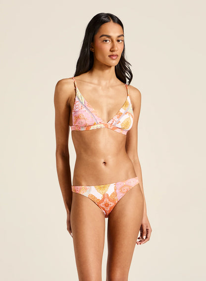Tiger Lily - Our classic mid-coverage Tiger bikini bottom. This versatile style is designed to be worn on the hips for a modest finish, or lifted towards your waist for an edgy leg elongation effect.

Product Details:

Classic leg line
Mid coverage