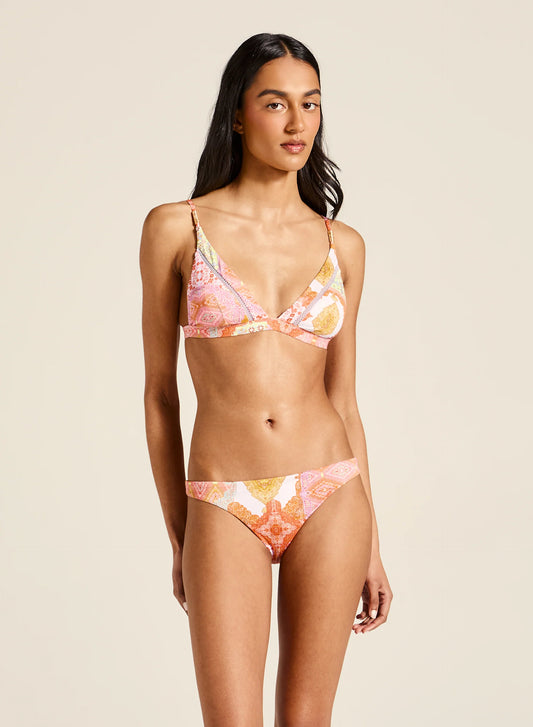 Tiger Lily - Our classic mid-coverage Tiger bikini bottom. This versatile style is designed to be worn on the hips for a modest finish, or lifted towards your waist for an edgy leg elongation effect.

Product Details:

Classic leg line
Mid coverage