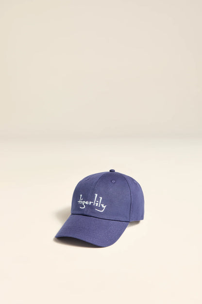 Tiger Lily Cap-&nbsp;

Adjustable strap
Metal Slider
6 Panel Cap
Embroidered Logo Detail
Cotton Canvas