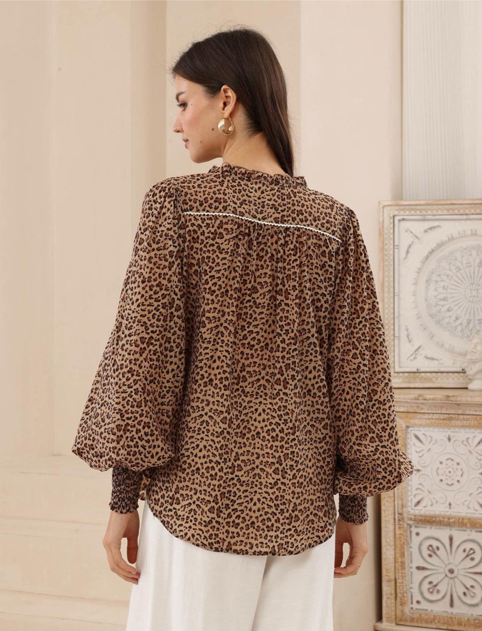 Unleash your wild side with this effortlessly chic&nbsp;Leopard shirt. Featuring a timeless animal print and designed with a blend of comfort and drama, this piece brings elevated ease to your everyday style.
