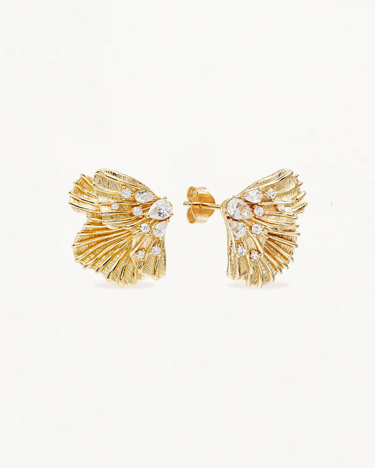 Our&nbsp;18k Gold Plated Ocean Whisper Statement Earrings&nbsp;are reminiscent&nbsp;of the untouched beauty of the ocean in its quiet, soft moments. Our Ocean Whisper styles are visually ambiguous and beautifully nostalgic,&nbsp;taking on textures and shapes of&nbsp;magical things&nbsp;found beneath the sea.&nbsp;&nbsp;