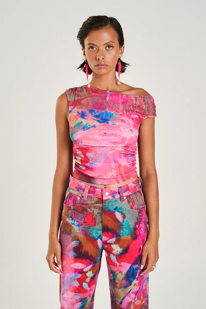 The Off Shoulder Tank in the striking Fish Tank print has been constructed from a stretchy rayon blend, featuring a ruched midsection for a flattering fit.