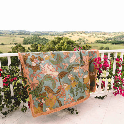 The Flora woven throw is our newest throw that's not only available in 2 colour ways but for the first time ever also available in 2 sizes, regular and large!

After many requests and the sell out success of our larger picnic rug, we’re so excited to introduce a larger size throw to our range that comfortably sits 6 people and drapes perfectly over a queen size bed.